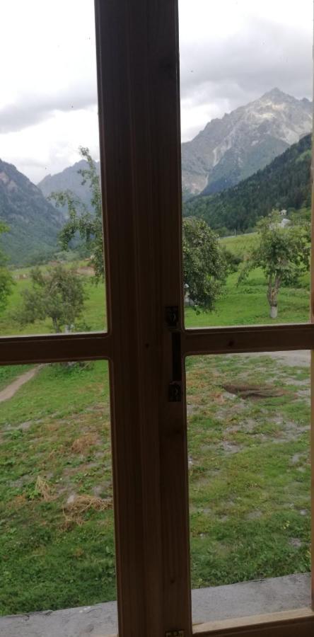 Guesthouse Leno Tsaldashi Exteriér fotografie